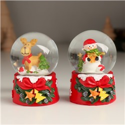 Снежный шар стеклянный «Новогодний персонаж с бантом, ёлочкой», 4.7×4.7×6.5 см, МИКС
