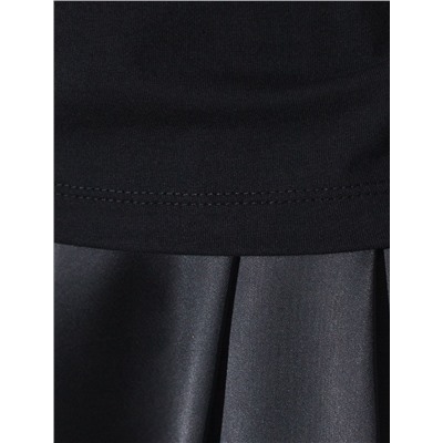 Нарядная футболка с блестящим принтом