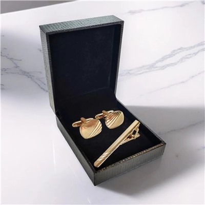 Набор запонок и зажима для галстука в футляре