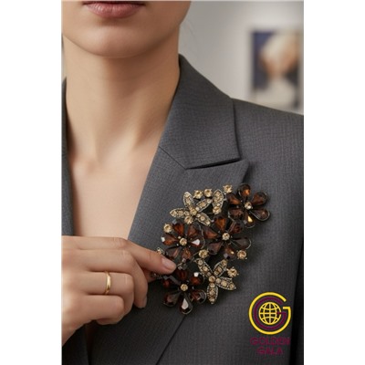 Брошь крупная с кристаллами БР4/3 модель БРО/12