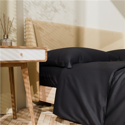 Постельное бельё Этель 1,5 сп "Jet black" 143х215, 150х215, 50х70+3-2 шт, мако-сатин, 114г/м2