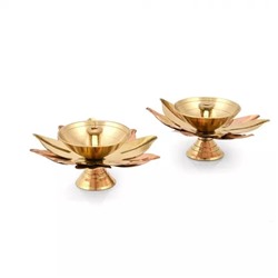 Набор Дий (2 шт), Pure Brass Diwali Diya Lampfor Pooja 2 pcs, произв. CraftVatika