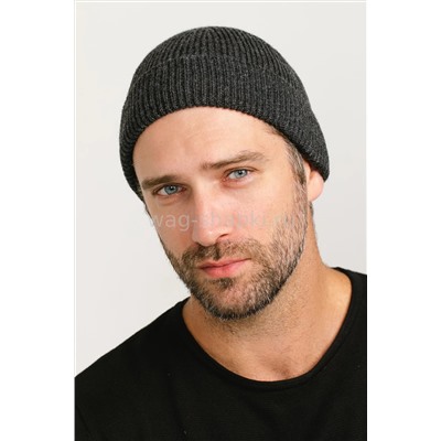 Мужская шапка с отворотом Топ426