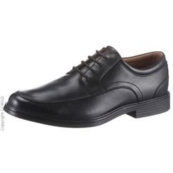 Clarks-Schnürschuh