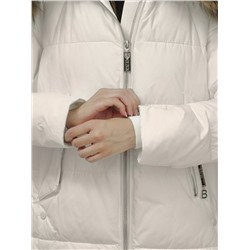 Куртка женская зимняя с мехом енот премиум класса бежевого цвета 381B