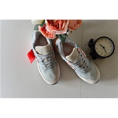 New Balance 999 из натуральной замши