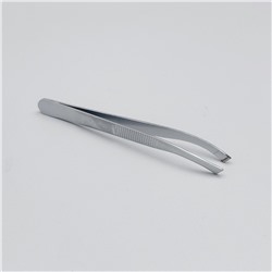 Zinger Пинцет для бровей дугообразный скошенный / Standard 86053 M (T-053-M), серебристый матовый