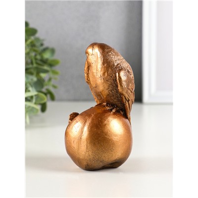 Фигурка гипс «Птица на яблоке», 13 см, под бронзу