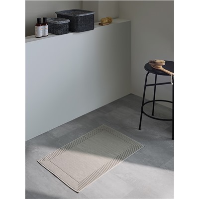 Коврик для ванной с фактурным бортиком бежево-серого цвета из коллекции Essential, 50х80 см