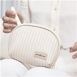 Kristaller Косметичка женская Love peace oval стёганая, белый