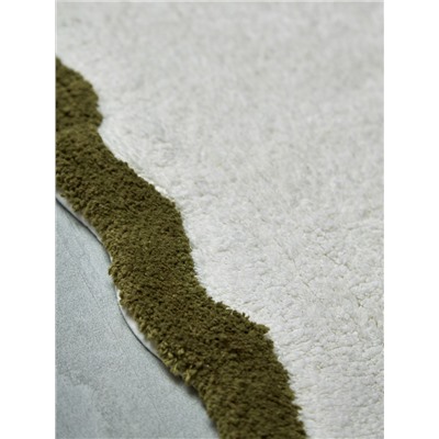 Коврик для ванной с кантом оливкового цвета из коллекции Trendy Ruffles, 50x80 см