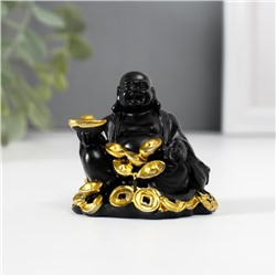 Нэцкэ фигурка полистоун «Хотей с золотыми слитками и монетами», чёрный, 4×5.7×5.5 см