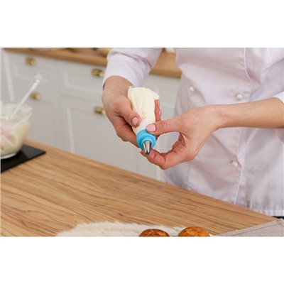 Набор кондитерский Доляна, 7 предметов: мешок 24 см, 6 насадок d=1.8 см, насадки и МИКС