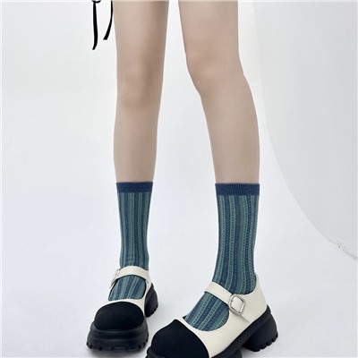 Retro Japanese sports knee socks for men and women, 2023 collection, mid-length