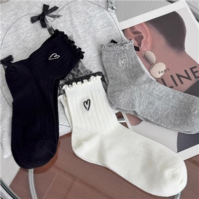 Thin summer brand white breathable cute socks, with embroidery