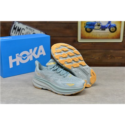 HOKA Clifton 9