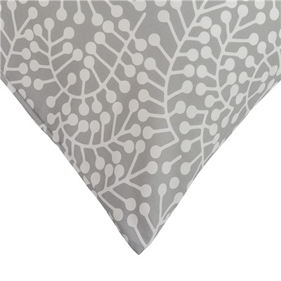 Набор из двух наволочек серого цвета с принтом Спелая смородина из коллекции Scandinavian touch, 50х70 см