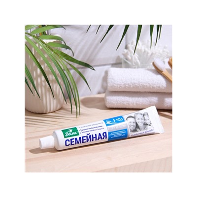Зубная паста «Весна», фтор + кальций, для всей семьи, 90 г