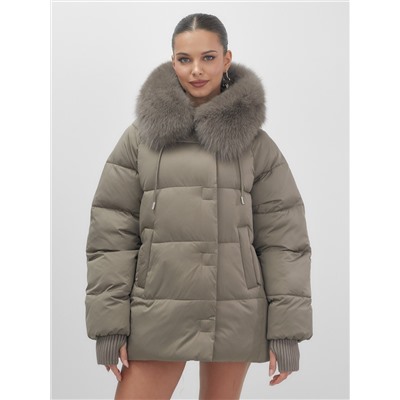 Куртка зимняя женская с мехом и капюшоном тренд коричневого цвета 7658K