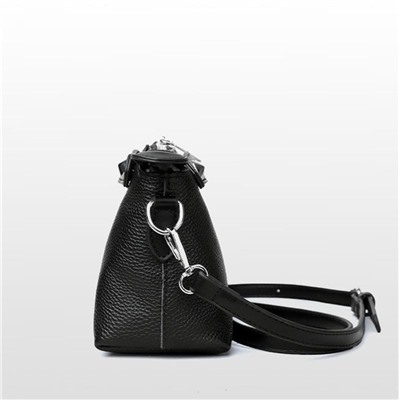 Bags Сумка женская / кожа /  	 0110911