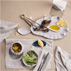 Блюдо сервировочное Clams серого цвета из коллекции Sea treasures