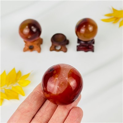 Радуга Самоцветов Шар из Сердолика на подставке