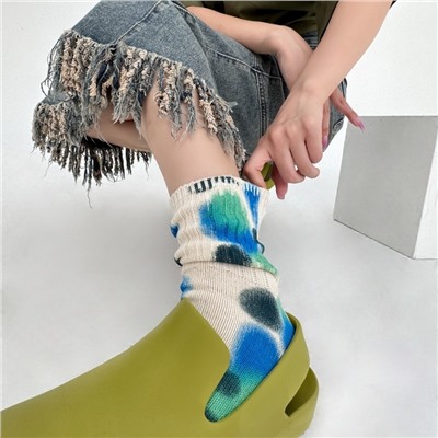 Trend brand Japanese sports knee socks for men and women, gradient, mid-length