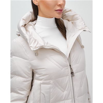 Куртка зимняя женская классическая с капюшоном бежевого цвета 7671B