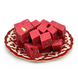Халва узбекская со вкусом клубники и с орехами 500 гр