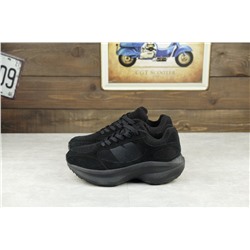 New Balance из натуральной прочной замши и текстиля