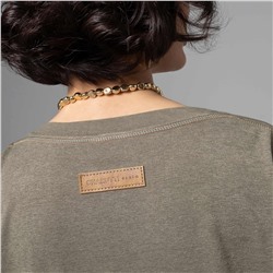 Футболка с акцентными строчками, Стальной взгляд