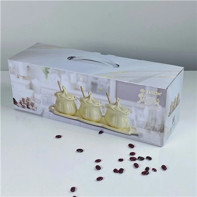 164-015 Набор из 3 банок 250мл с ложками на подставке в под.уп.(х9) Фарфор