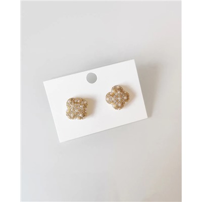 Стильные серьги