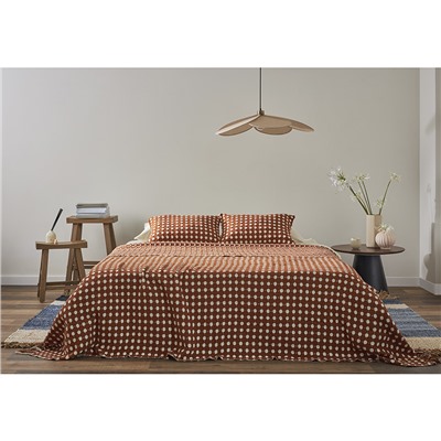 Покрывало из хлопка Polka dots карамельного цвета из коллекции Essential, 230х250 см