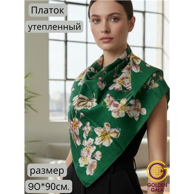 Платок утепленный "Цветы яблони" Арт 2025/01 (зеленый)