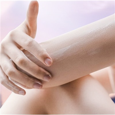 Крем-баттер для тела увлажняющий с Черникой и Гиалуроновой кислотой SADOER, 180 гр.