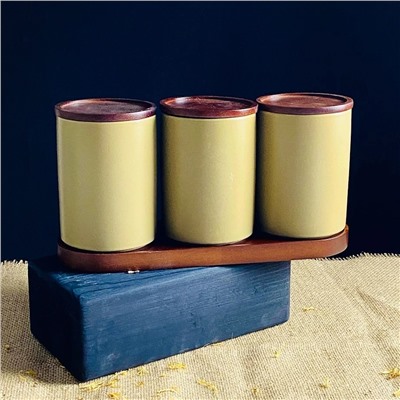 235-117 Набор из 3 банок 550мл с крышками на подставке TROPICAL в под.уп.(х8)Фарфор