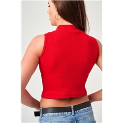 Женский топ 52714  укороченный с горлом / алый