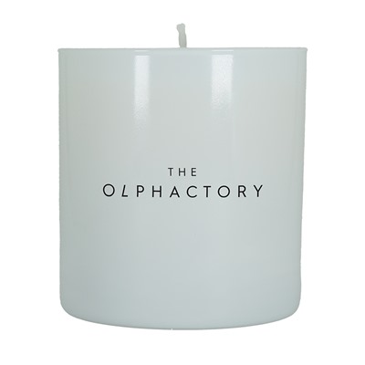 Свеча ароматическая The Olphactory, White Insignia, Musk Silhouette, 60 ч