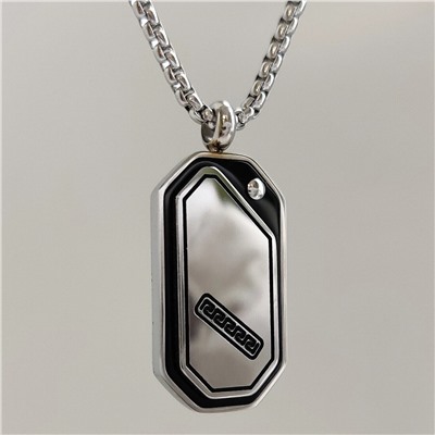 Кулон из стали на цепочке