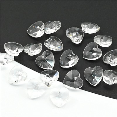 Бусина акриловая Сердце 10*10мм цв.хрусталь