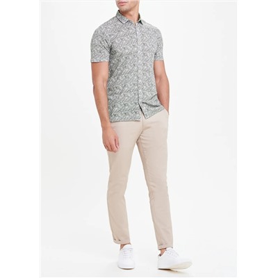 Short Sleeve Feather Print Shirt