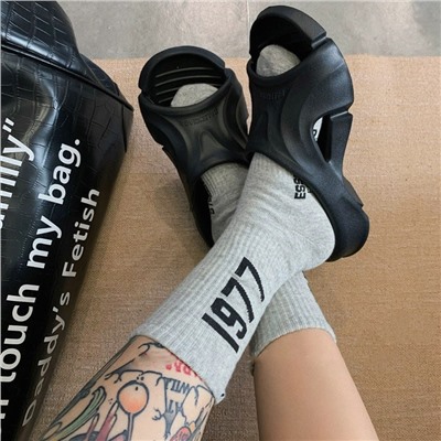 Trend cotton knee socks for men and women, mid-length, European style