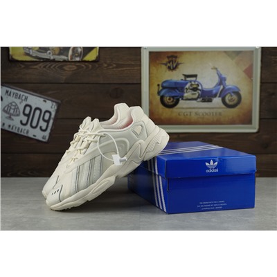 Adidas Oztral из натуральной кожи и нейлона