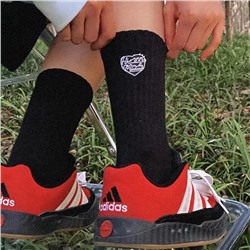 Cotton colored socks for men and women, Japanese version, with embroidery, mid length