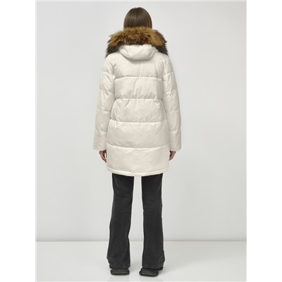 Куртка женская зимняя с мехом енот премиум класса бежевого цвета 381B