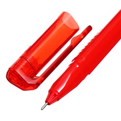 Ручка гелевая «пиши-стирай» Berlingo «Apex E», трехгранная, стержень красный 0.5 мм, корпус красный