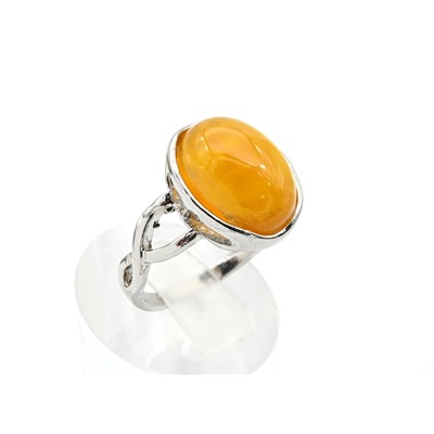 Кольцо с янтарем искусственным овал 14*17мм цв.медово-карамельный, размер 19
