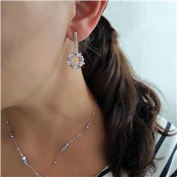 Серьги с прозрачными цирконами симметричная пара