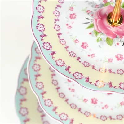 Этажёрка для фруктов и десертов Доляна «Цветочный вальс», 3 яруса, d=15.5/17/23 см, керамика, разноцветная